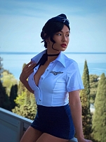 Девушка массажистка Сати, салон Сати фото №1